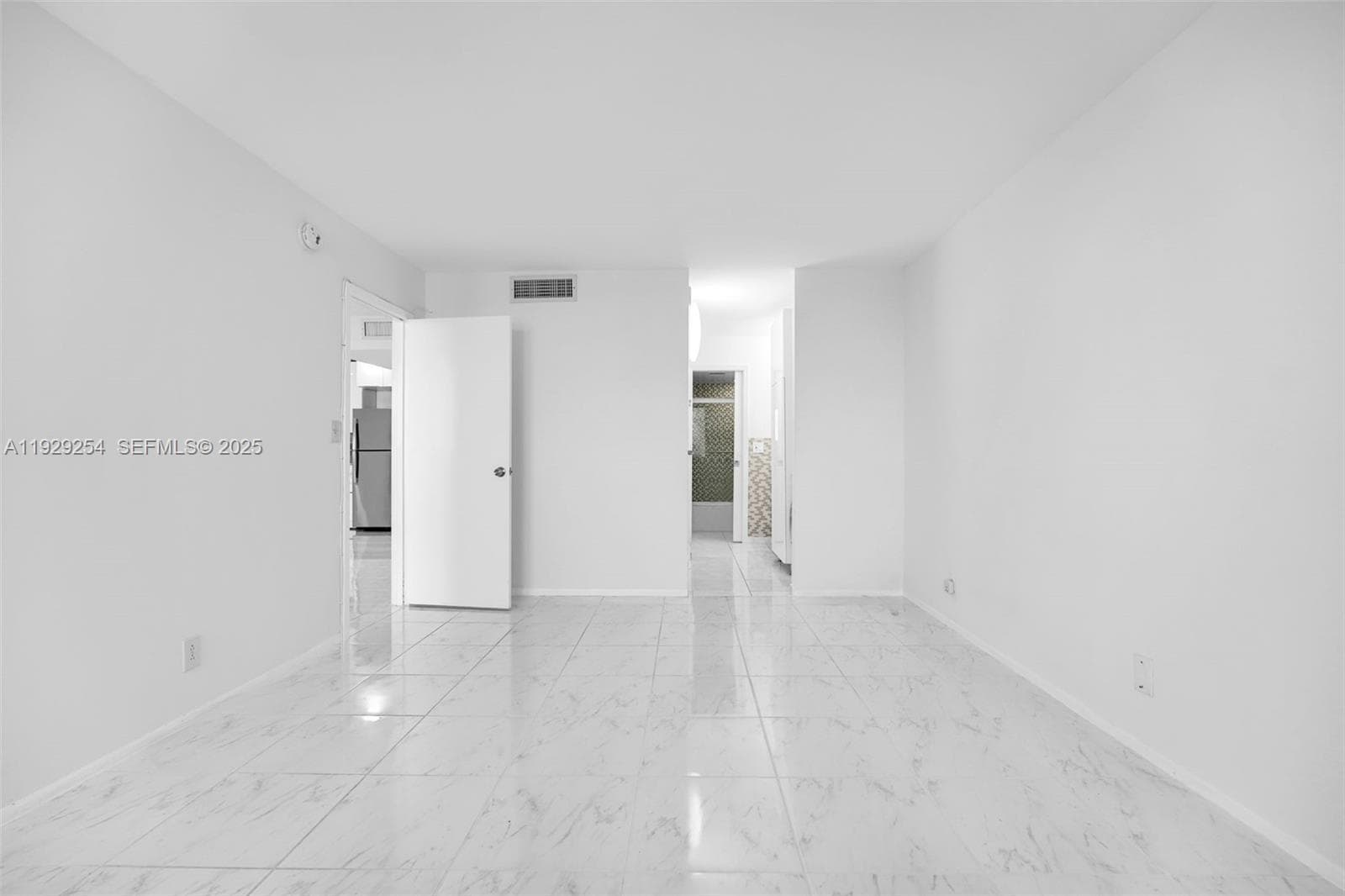 PARKER PLAZA CONDO ESTATE · #1817 in Hallandale Beach - Photo 7