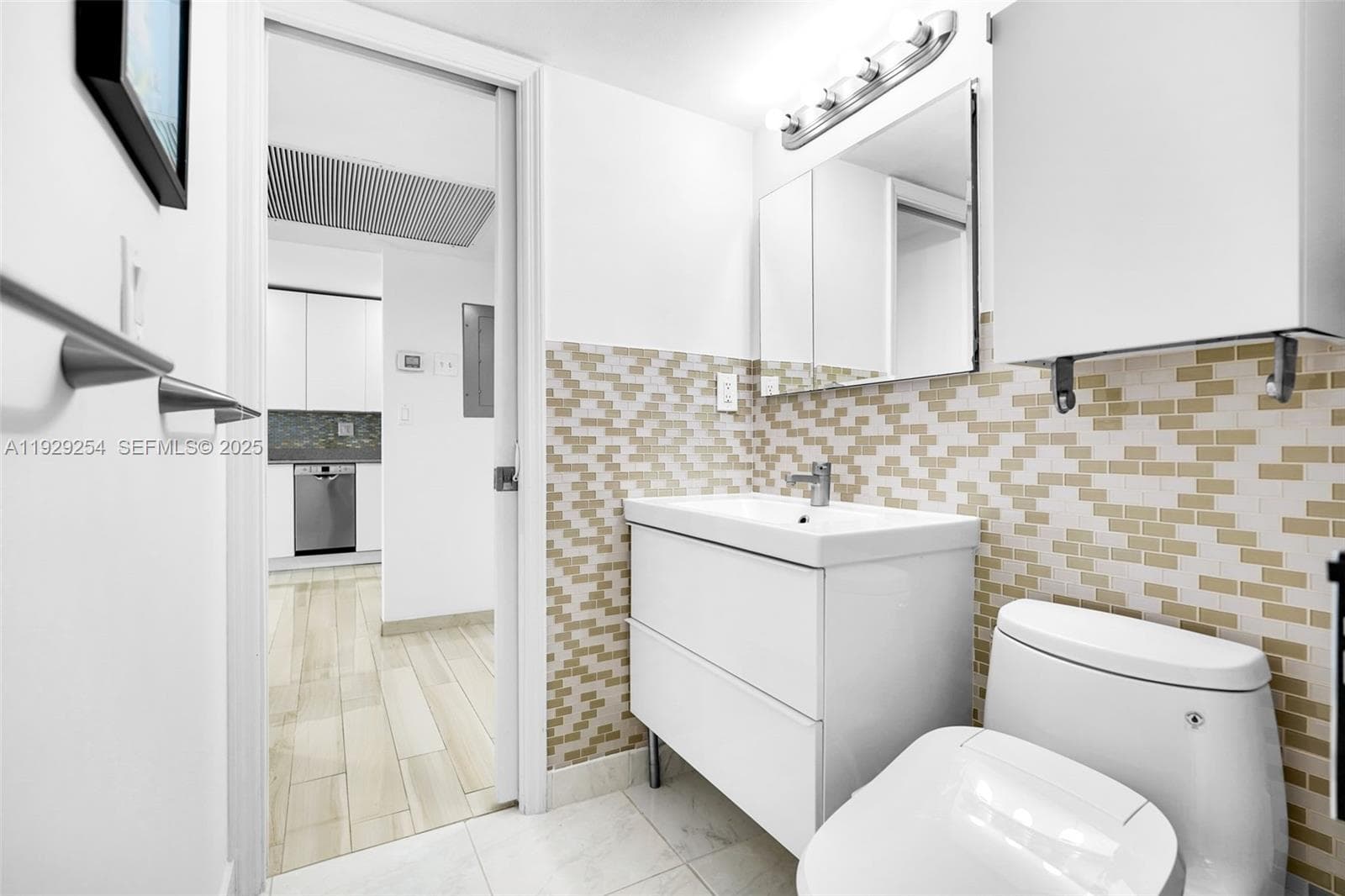 PARKER PLAZA CONDO ESTATE · #1817 in Hallandale Beach - Photo 15