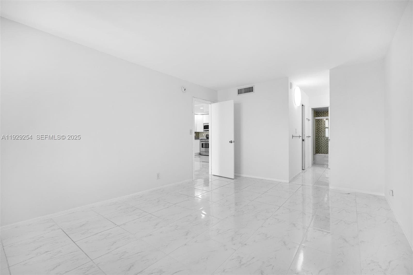 PARKER PLAZA CONDO ESTATE · #1817 in Hallandale Beach - Photo 8