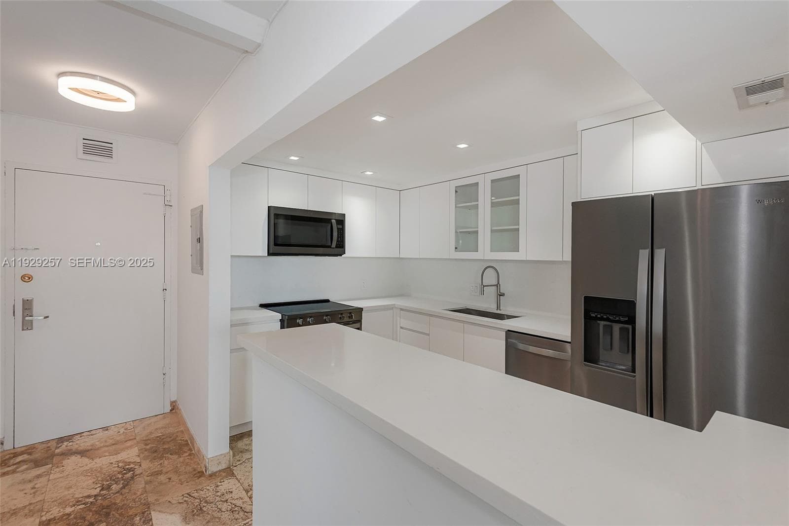 Brickell Biscayne · #7J in Miami - Photo 12