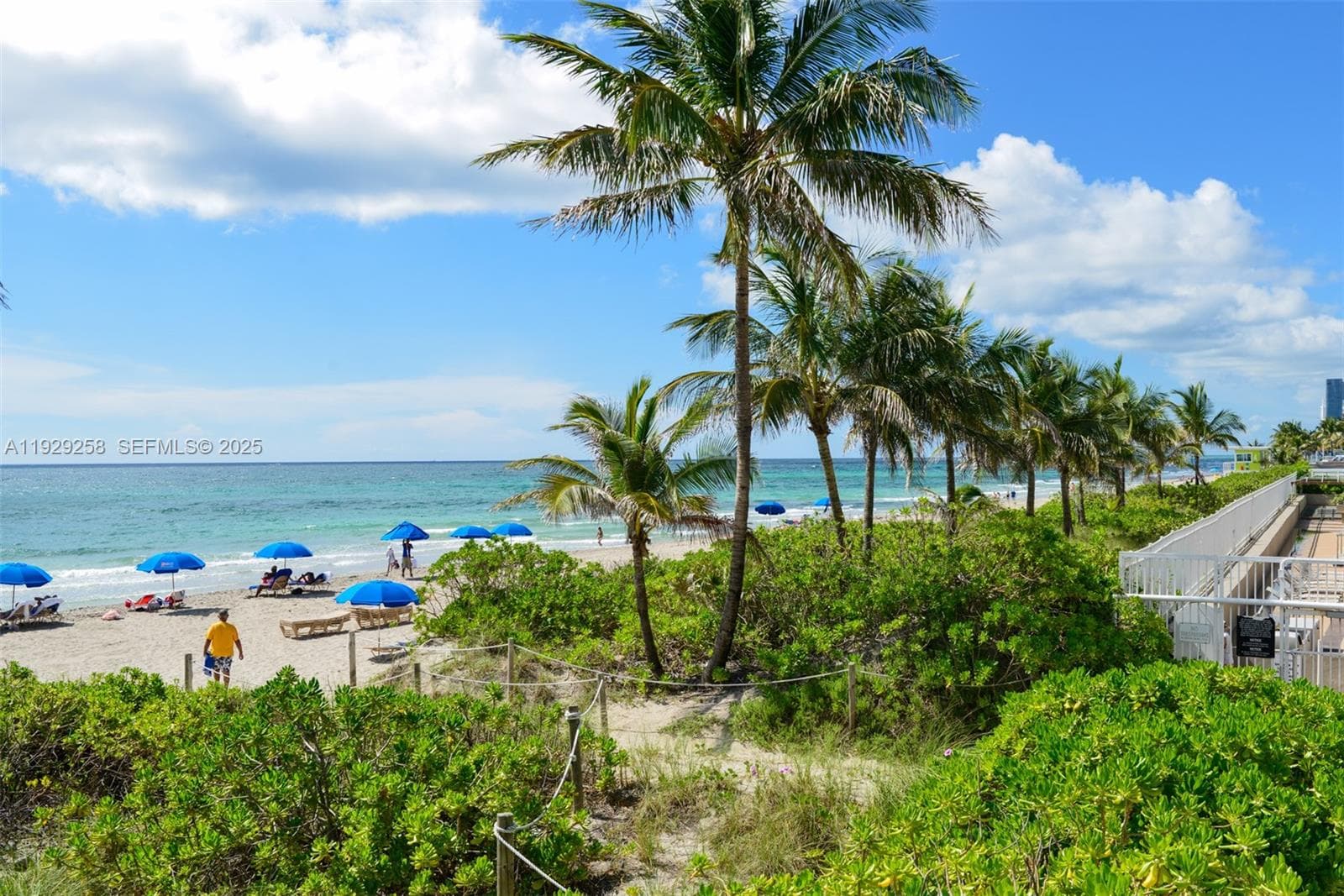 HEMISPHERES CONDO · #ML in Hallandale Beach - Photo 3