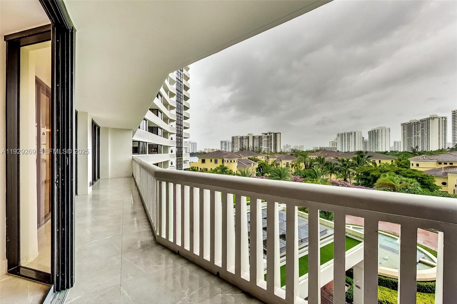 1000 ISL BLVD WILLIAMS IS · #506 in Aventura - Photo 10
