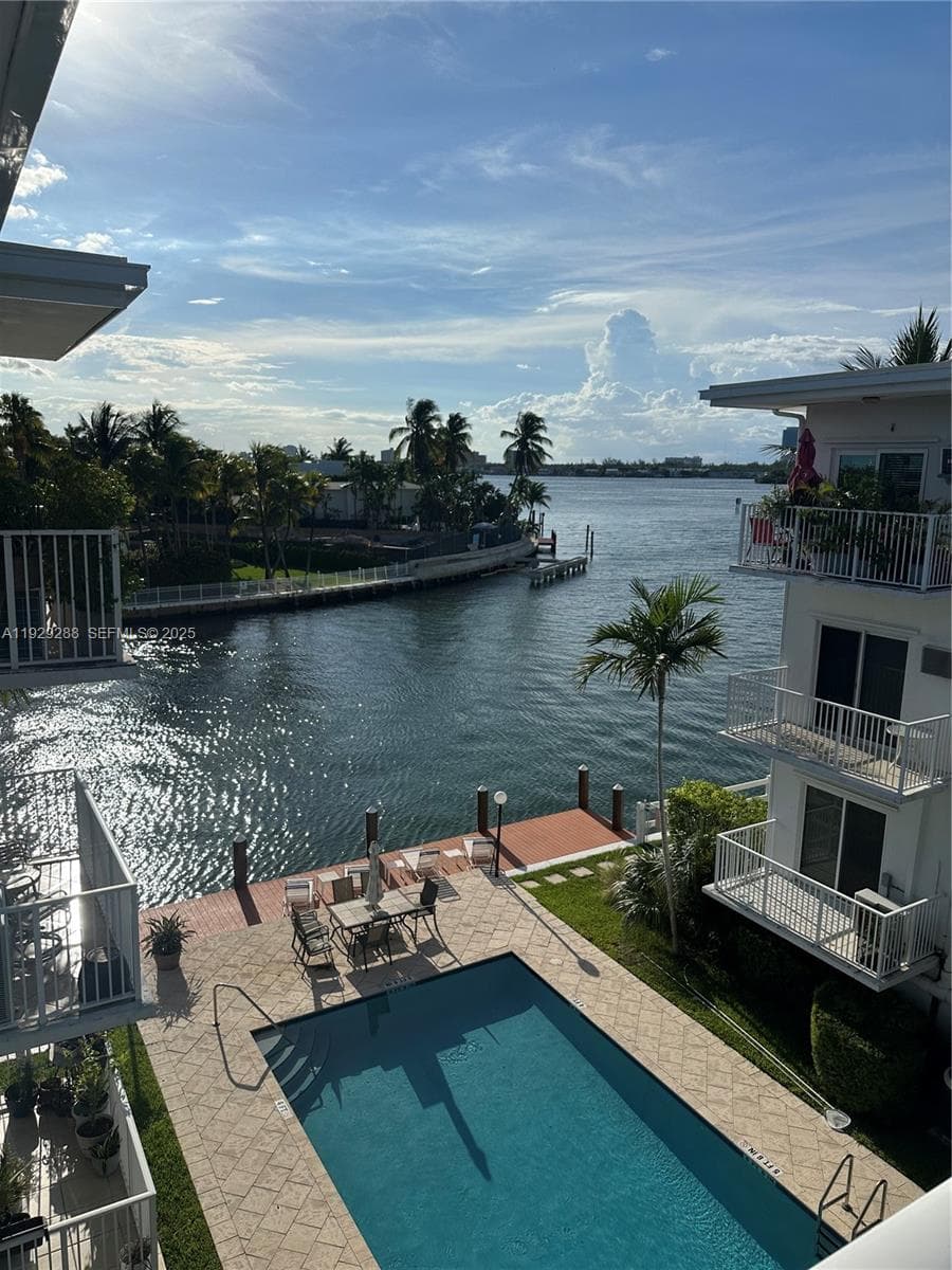 HAVEN APARTMENTS CONDO · #4B in Bay Harbor Islands - Photo 2