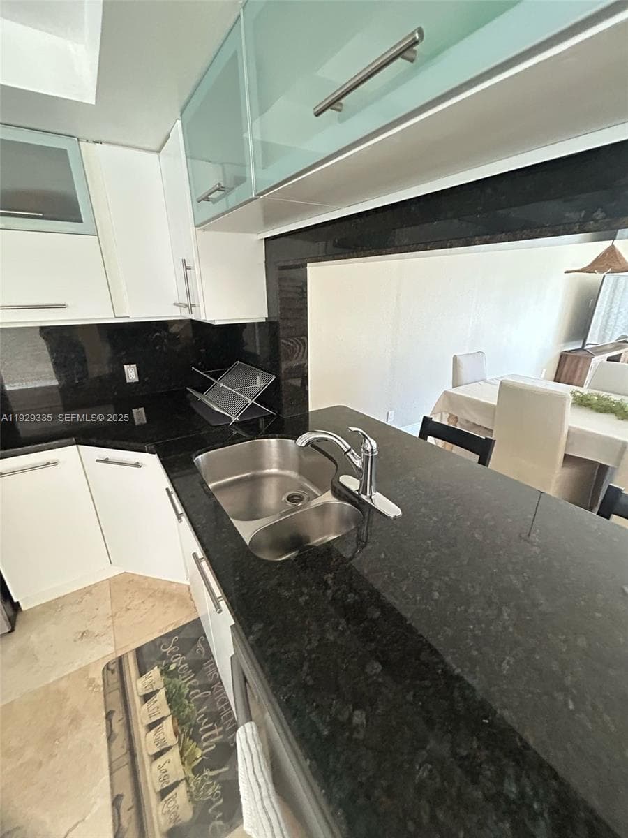 PELICAN LANDING CONDO · #110A in North Miami Beach - Photo 9