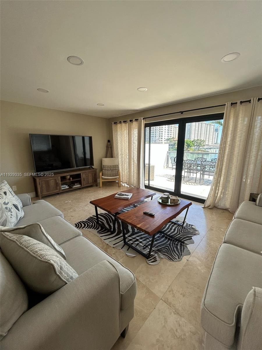 PELICAN LANDING CONDO · #110A in North Miami Beach - Photo 4
