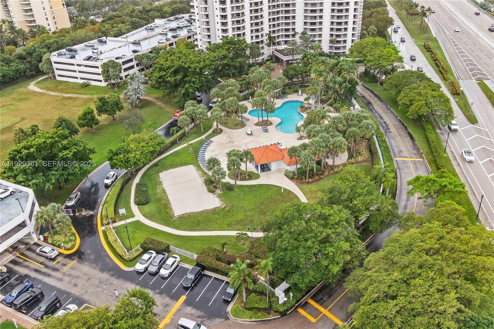 PARC CENTRAL AVENTURA EAS · #LP06 in Aventura - Photo 22