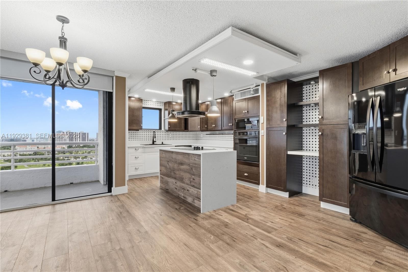 PARC CENTRAL AVENTURA EAS · #LP06 in Aventura - Photo 5