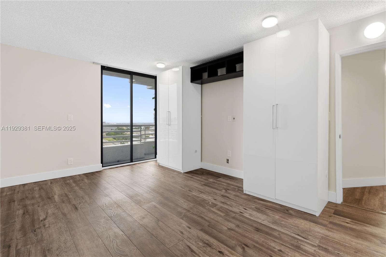 PARC CENTRAL AVENTURA EAS · #LP06 in Aventura - Photo 11
