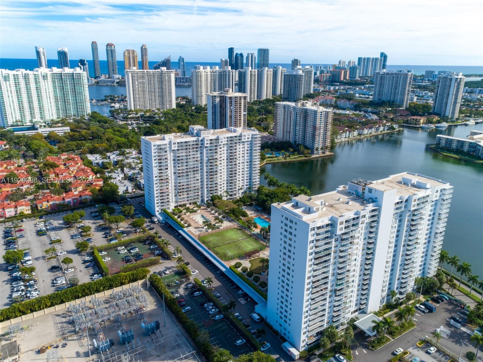 ADMIRALS PORT · #2211 E in Aventura - Photo 2