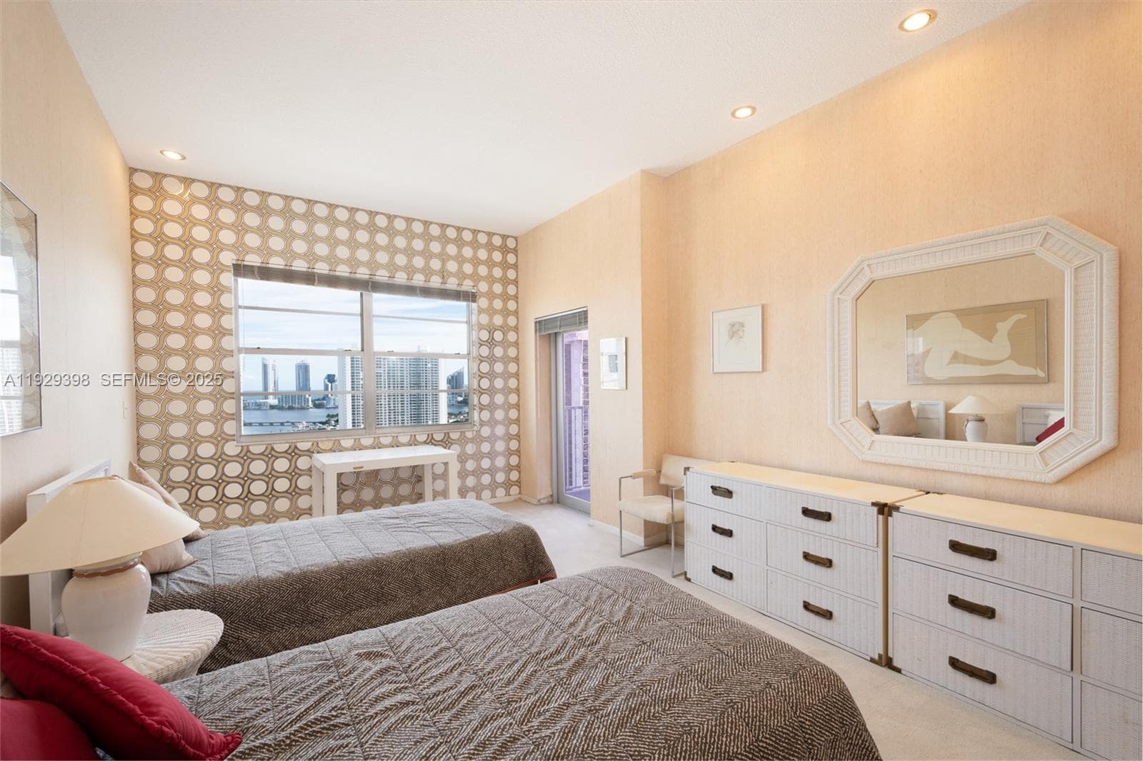 ADMIRALS PORT · #2211 E in Aventura - Photo 16