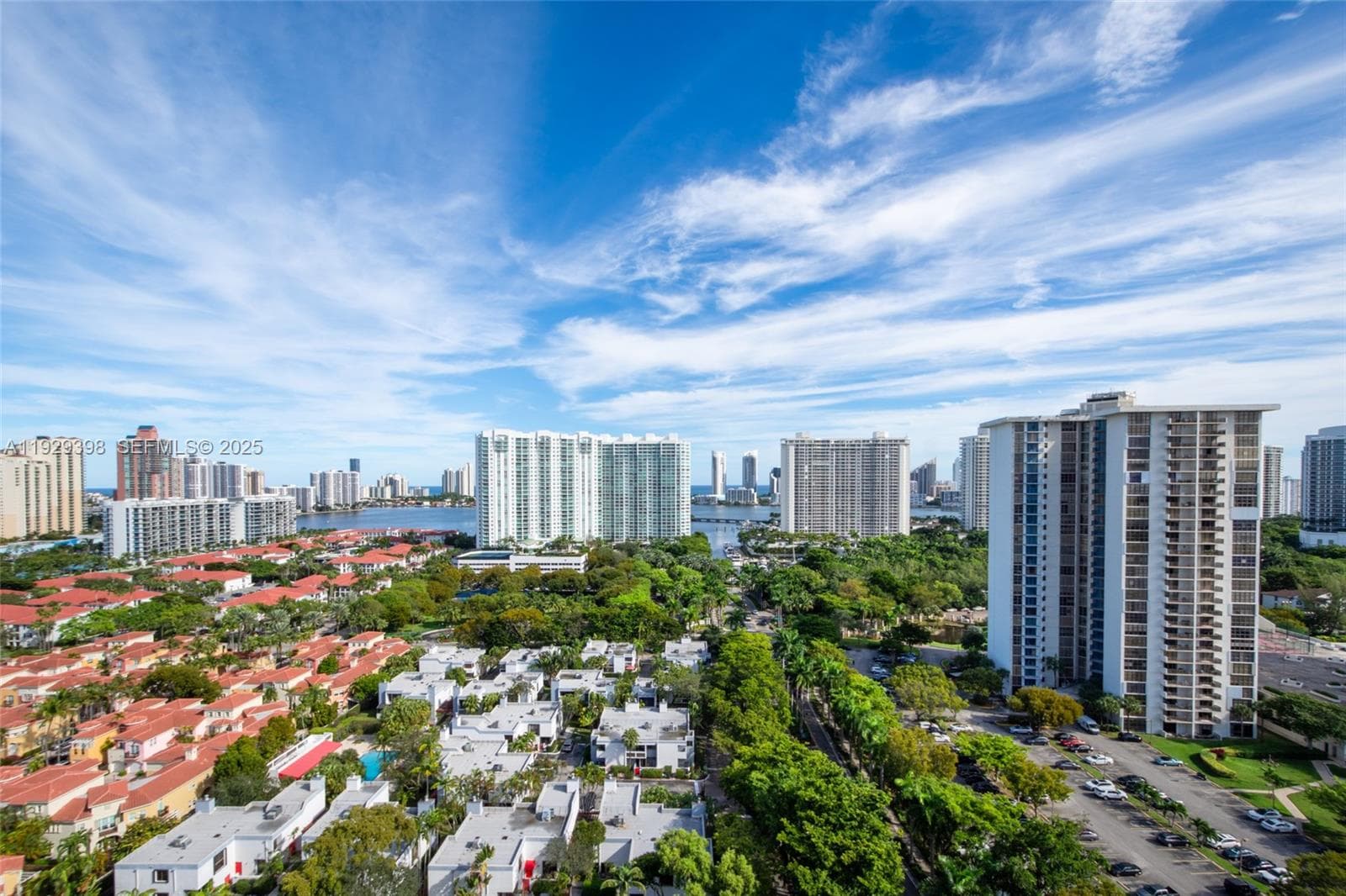 ADMIRALS PORT · #2211 E in Aventura - Photo 3