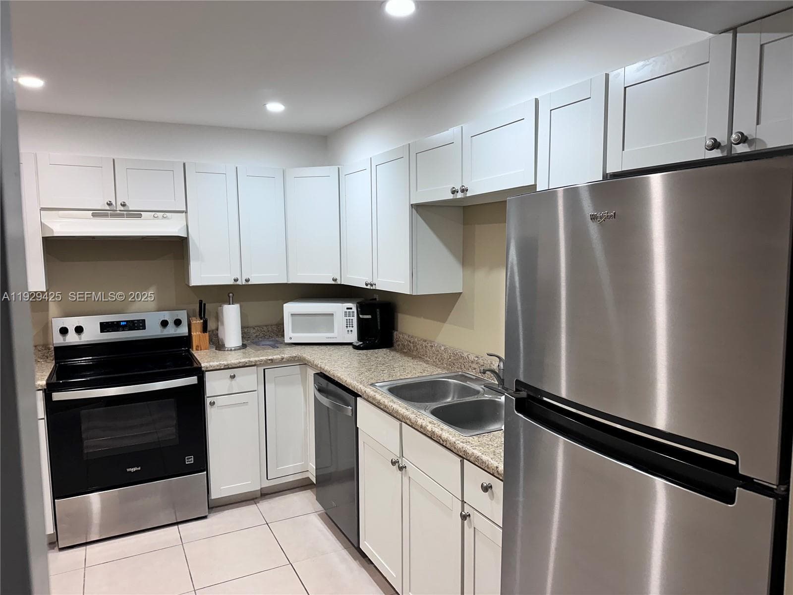 Silver Thatch Atlantic · #1108 in Pompano Beach - Photo 13