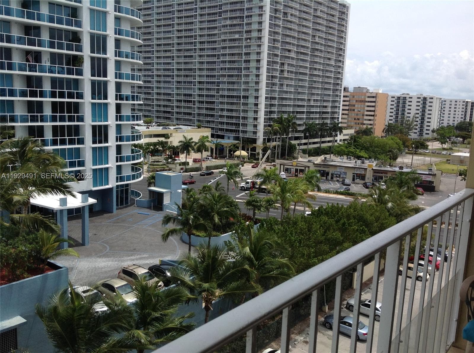 KENNEDY HOUSE CONDO · #8K in North Bay Village - Photo 43