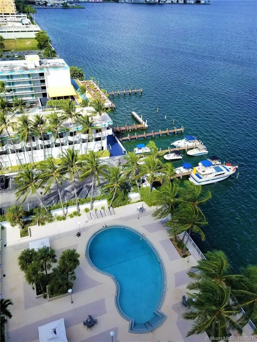 KENNEDY HOUSE CONDO · #8K in North Bay Village - Photo 36