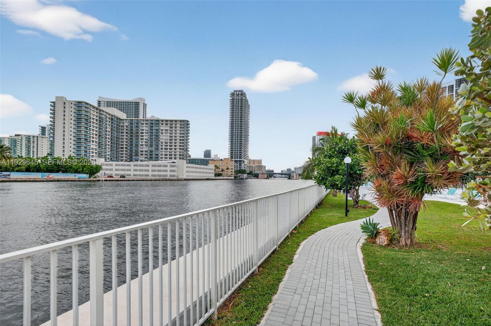 Towers of Oceanview · #707 in Hallandale Beach - Photo 52