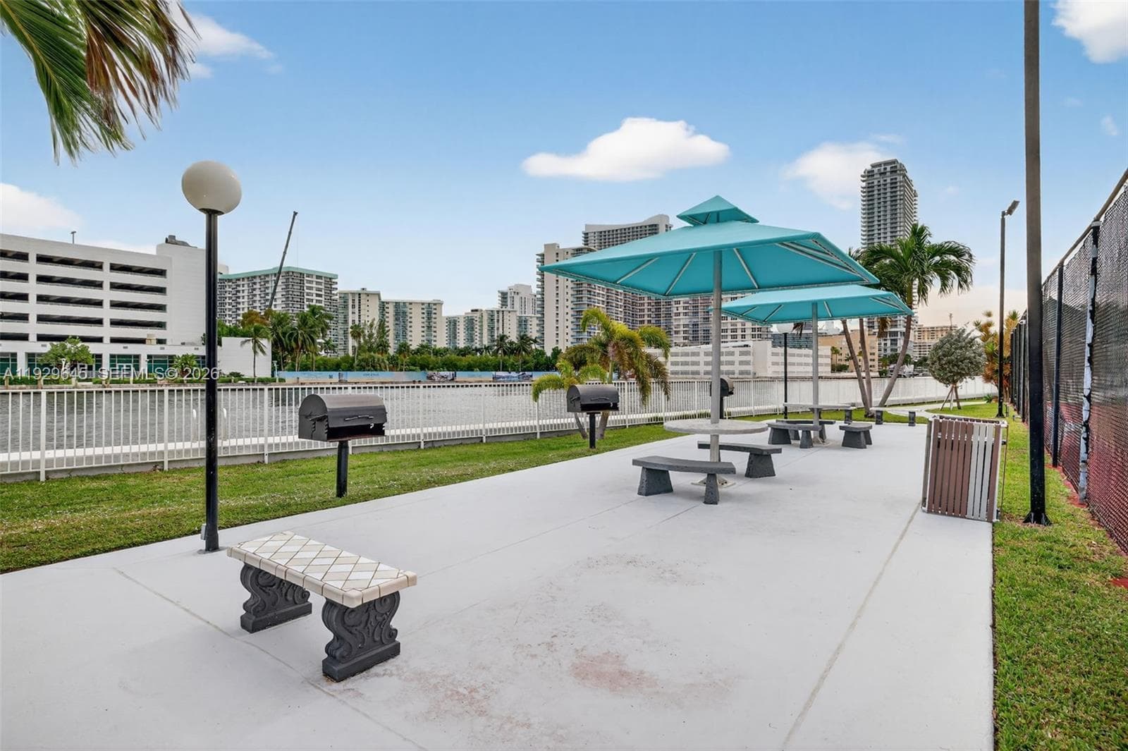 Towers of Oceanview · #707 in Hallandale Beach - Photo 40