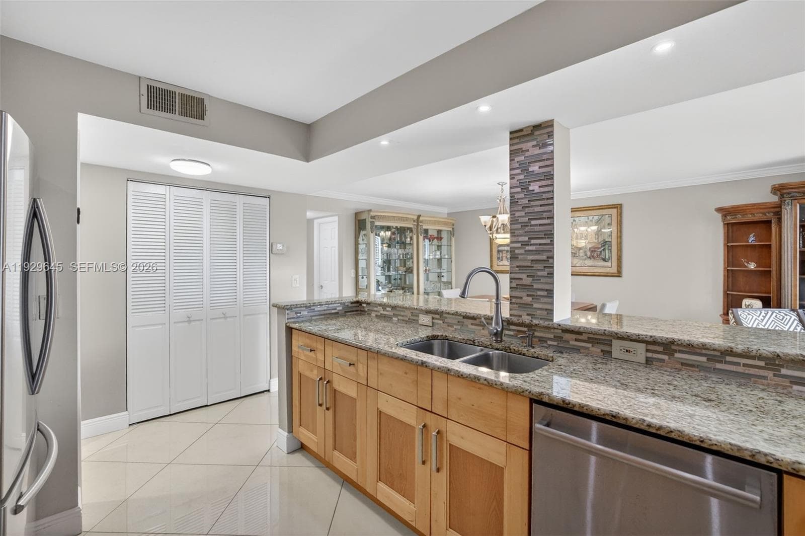 Towers of Oceanview · #707 in Hallandale Beach - Photo 8