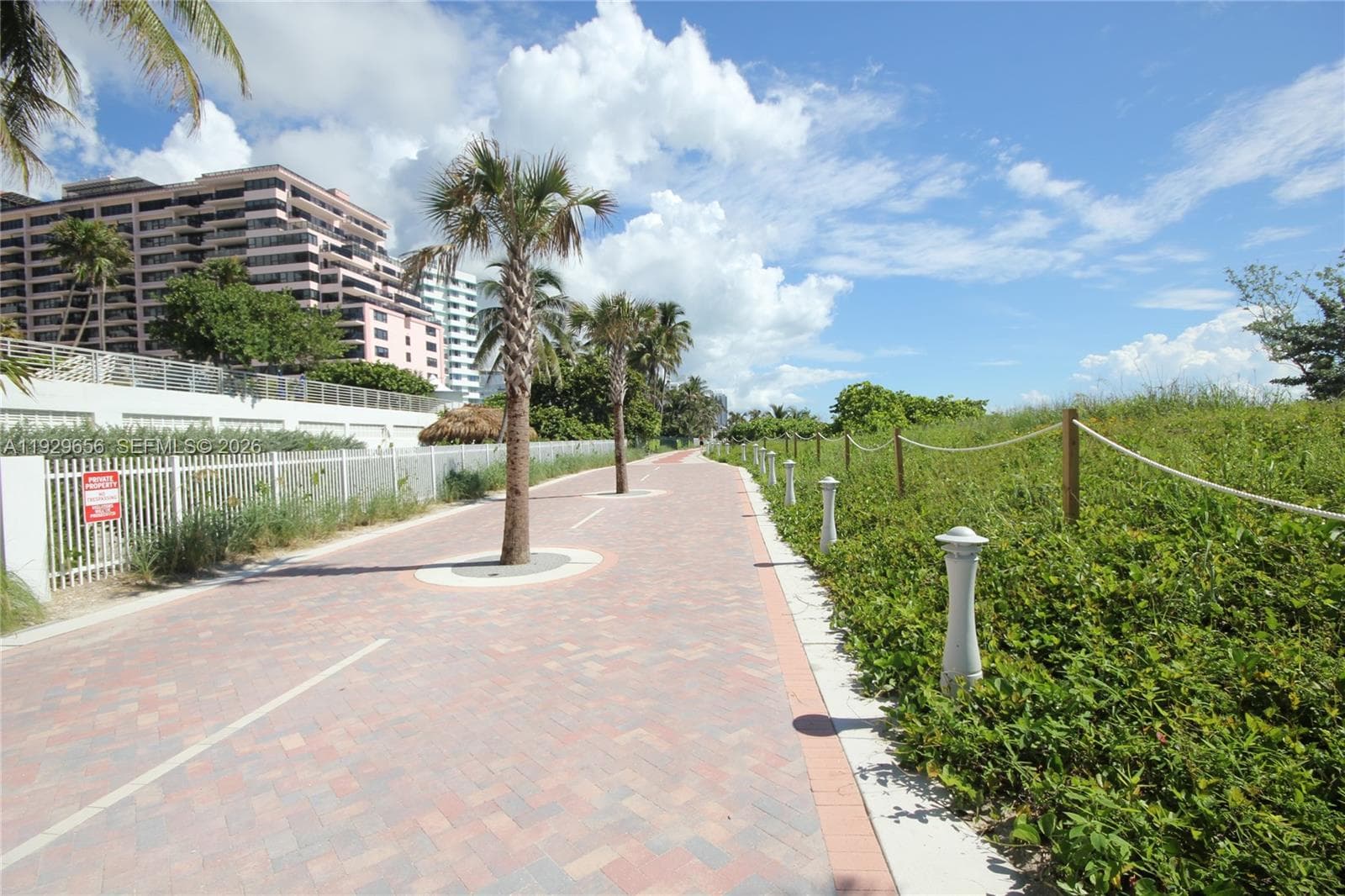 Seacoast 5151 · #1610 in Miami Beach - Photo 37