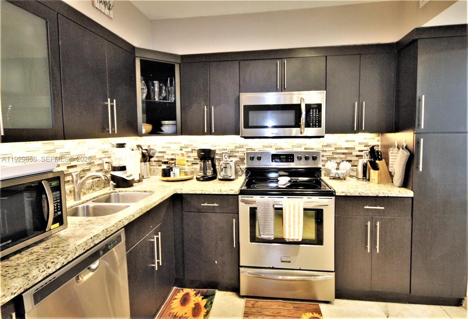Seacoast 5151 · #1610 in Miami Beach - Photo 15