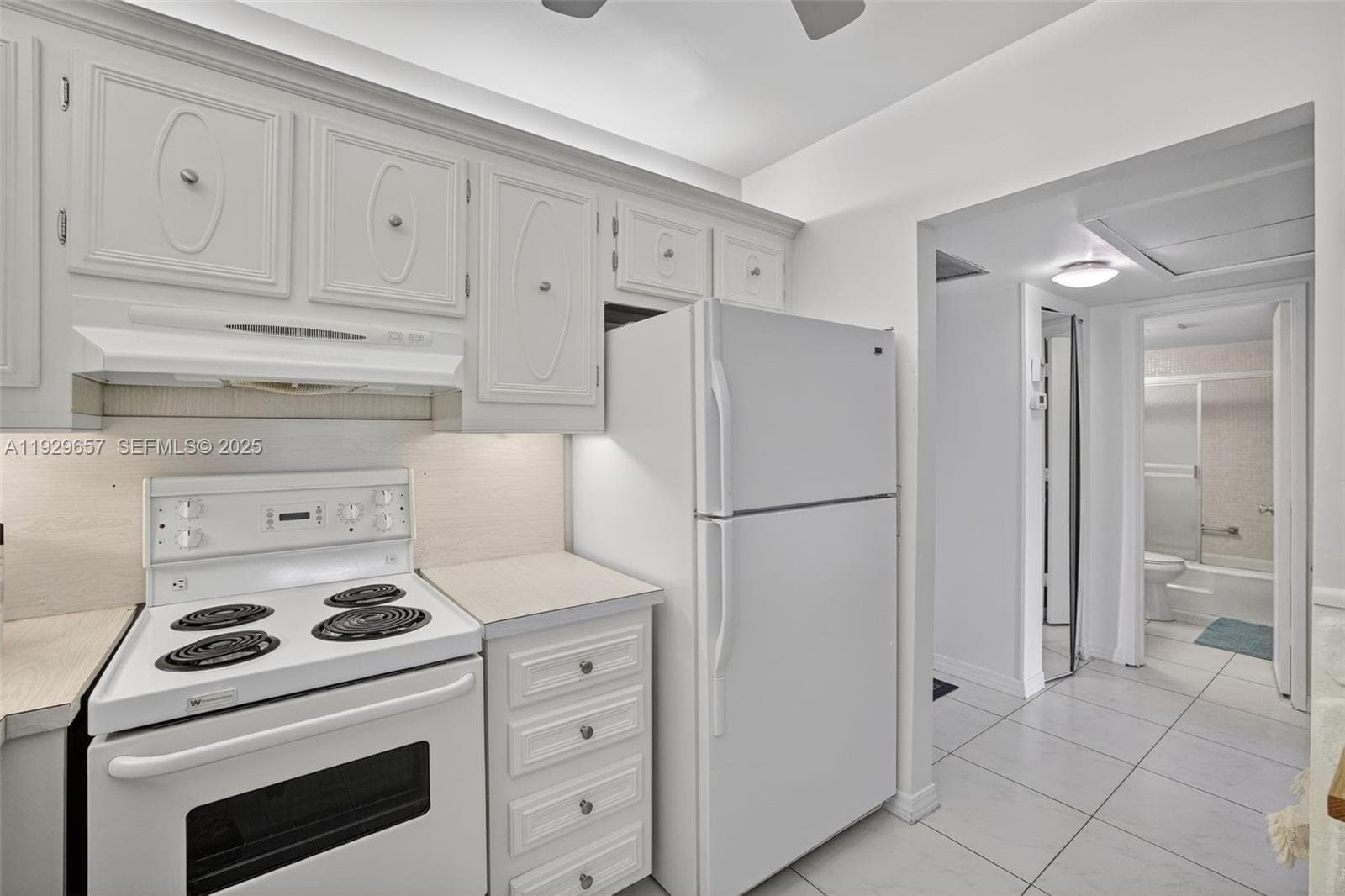 Barcelona · #436 in Pompano Beach - Photo 17