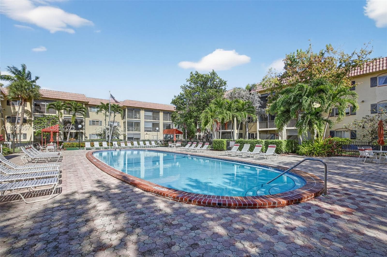 Barcelona · #436 in Pompano Beach - Photo 26