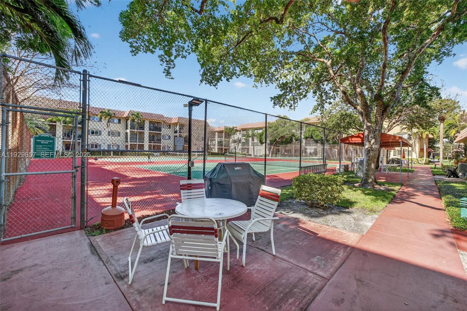 Barcelona · #436 in Pompano Beach - Photo 28