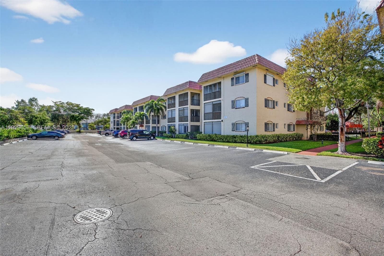 Barcelona · #436 in Pompano Beach - Photo 34