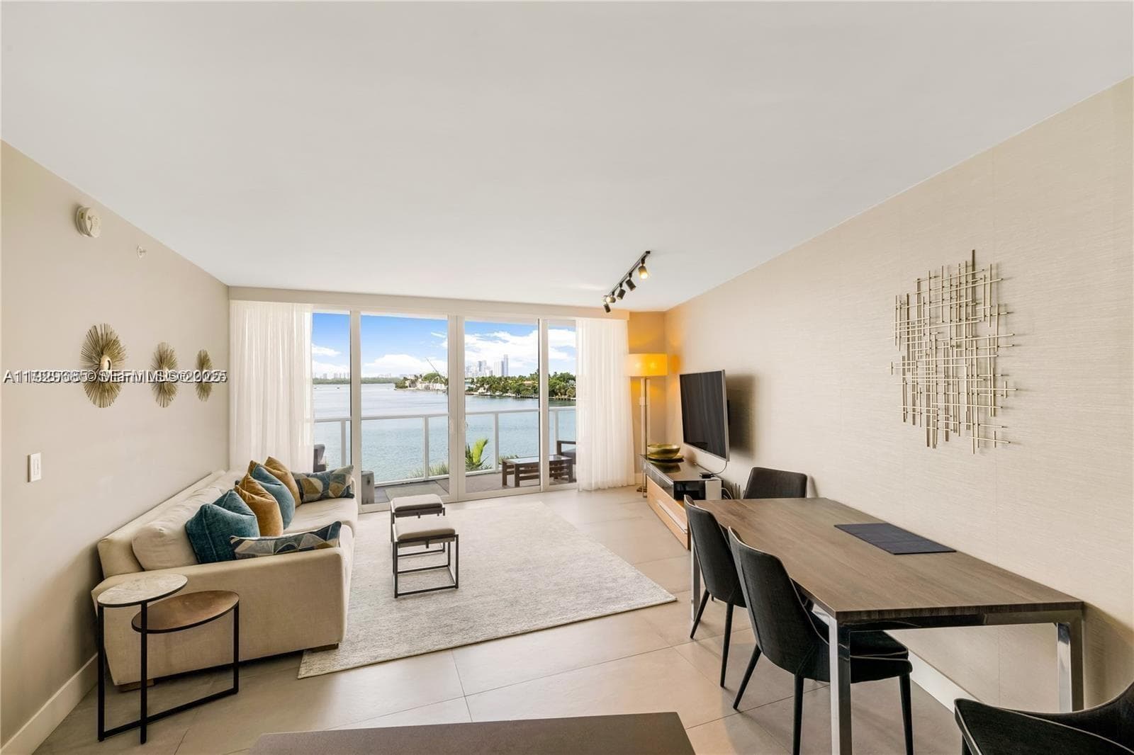 BAY HARBOUR ISLAND · #503 in Bay Harbor Islands - Photo 3