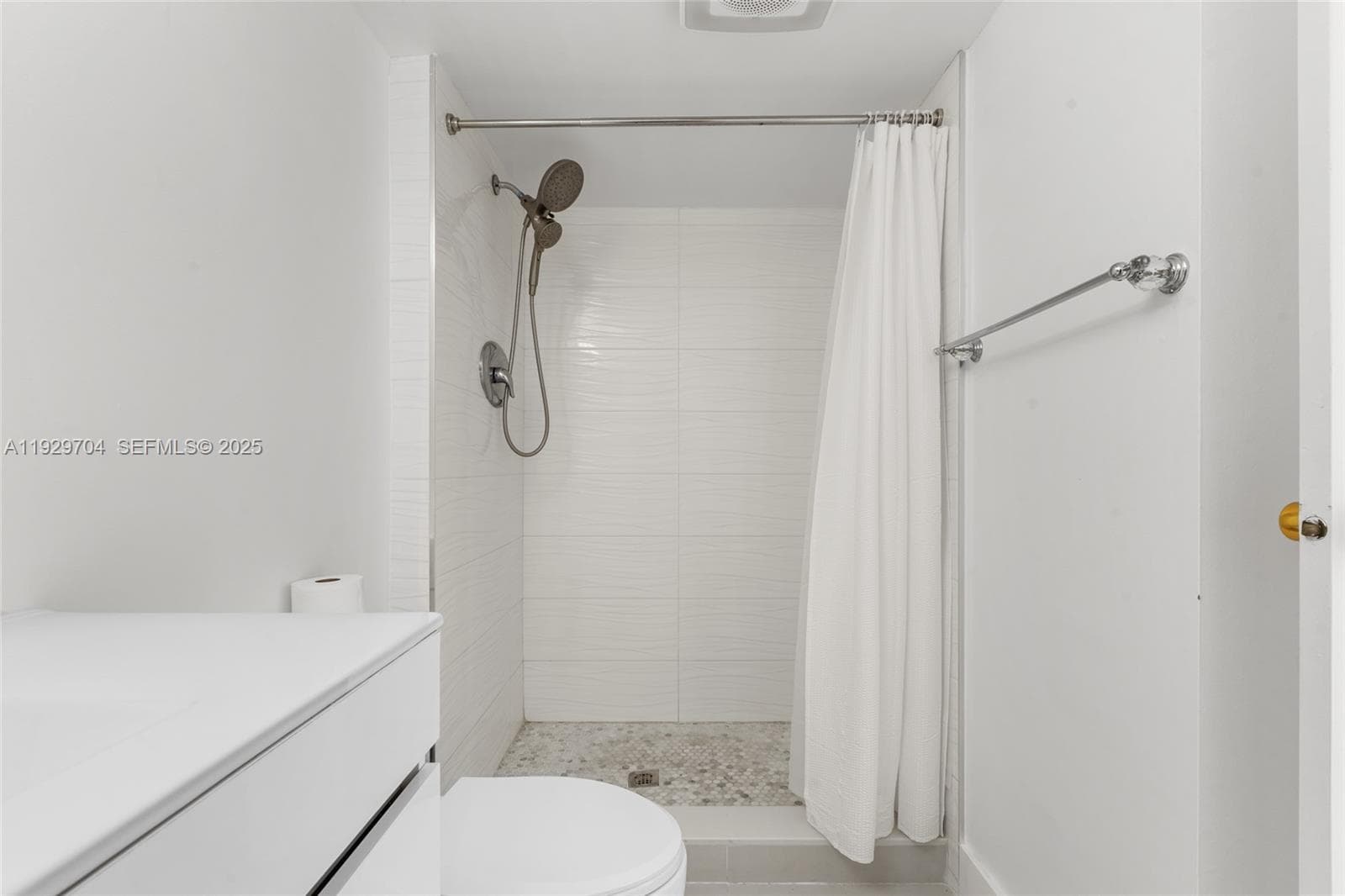 ENSENADA CONDO BLDG E-II · #819 in Aventura - Photo 11