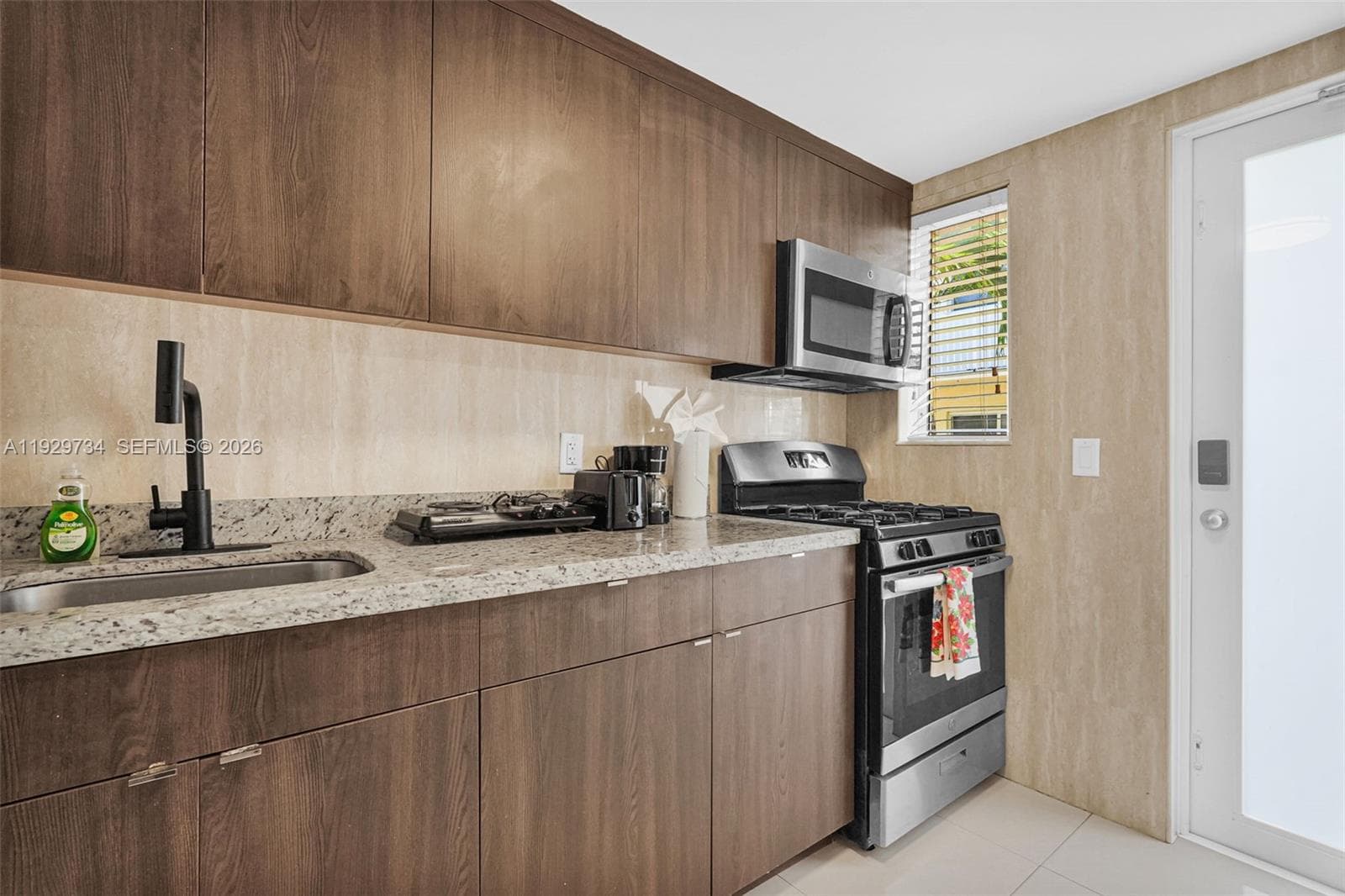 1025 94th st · #9 in Bay Harbor Islands - Photo 13