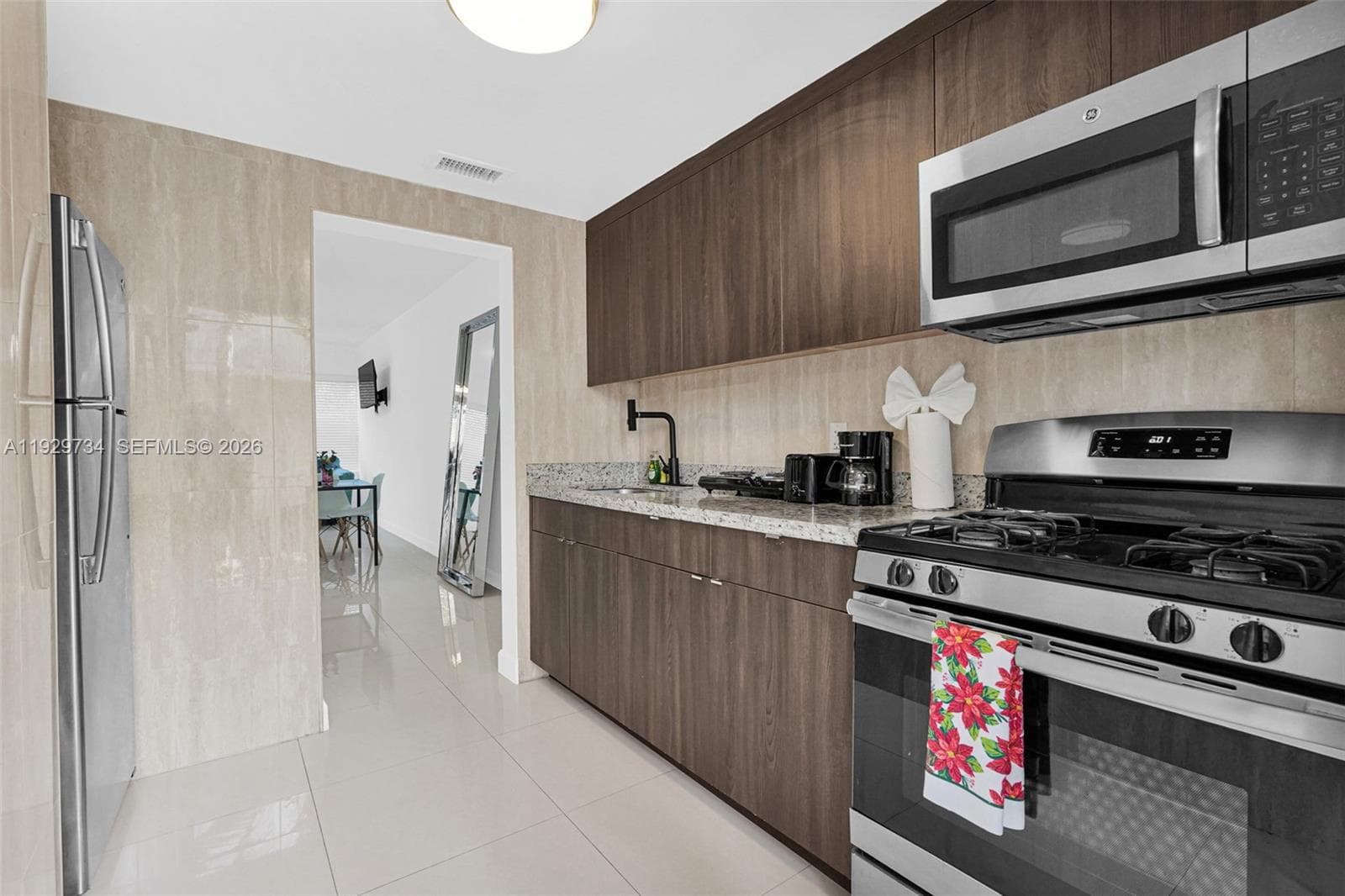 1025 94th st · #9 in Bay Harbor Islands - Photo 10