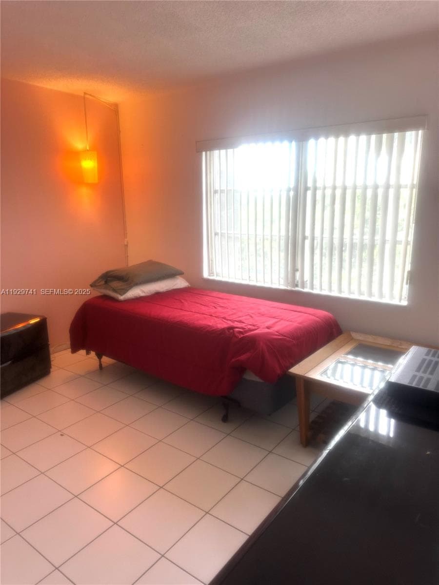 FAIRWAYS RIVIERA · #403 in Hallandale Beach - Photo 11