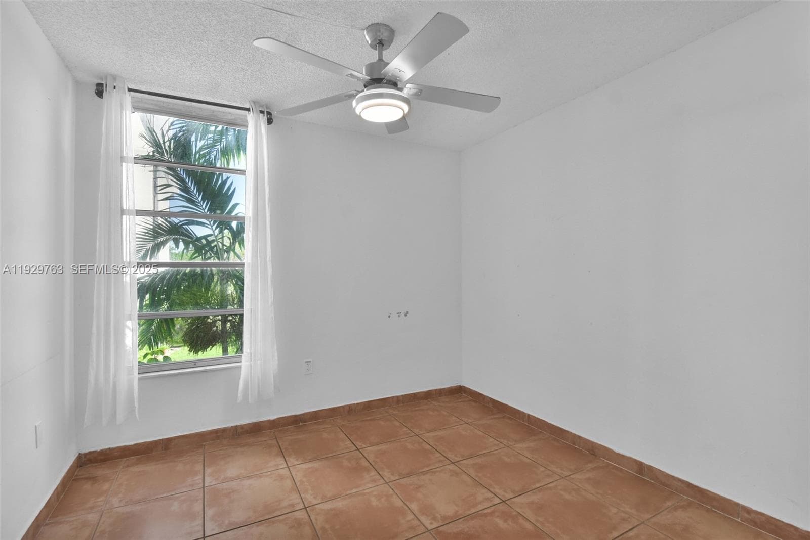 GOLFVIEW CLUB FONTAINEBLE · #306 in Miami - Photo 12