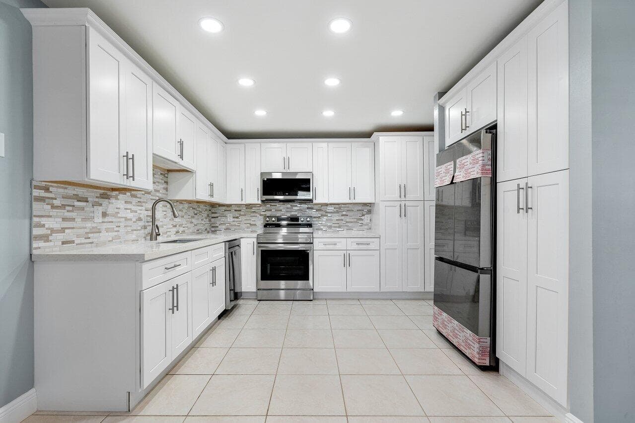 011-1740Northwest19thTerrace-204-DelrayB
