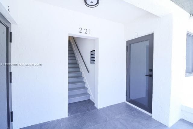 LAWRENCE ESTATE LAND CO · #1 in Miami - Photo 14