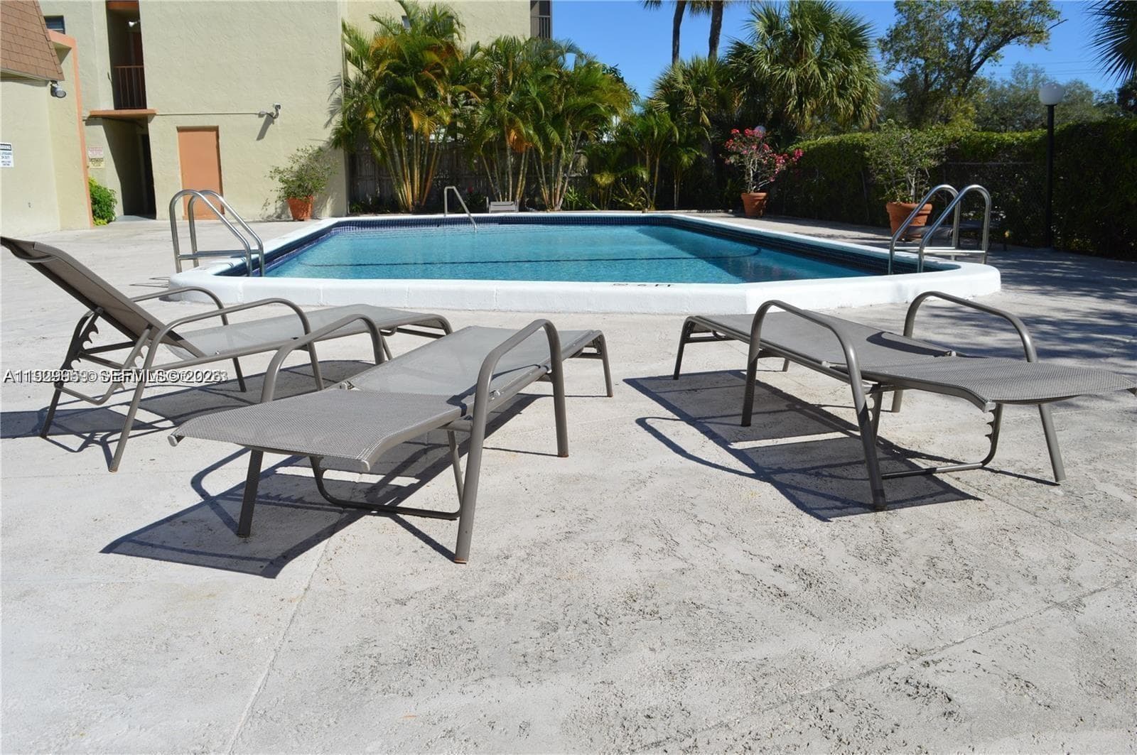 WOODSIDE APTS CONDO · #A108 in North Miami Beach - Photo 3