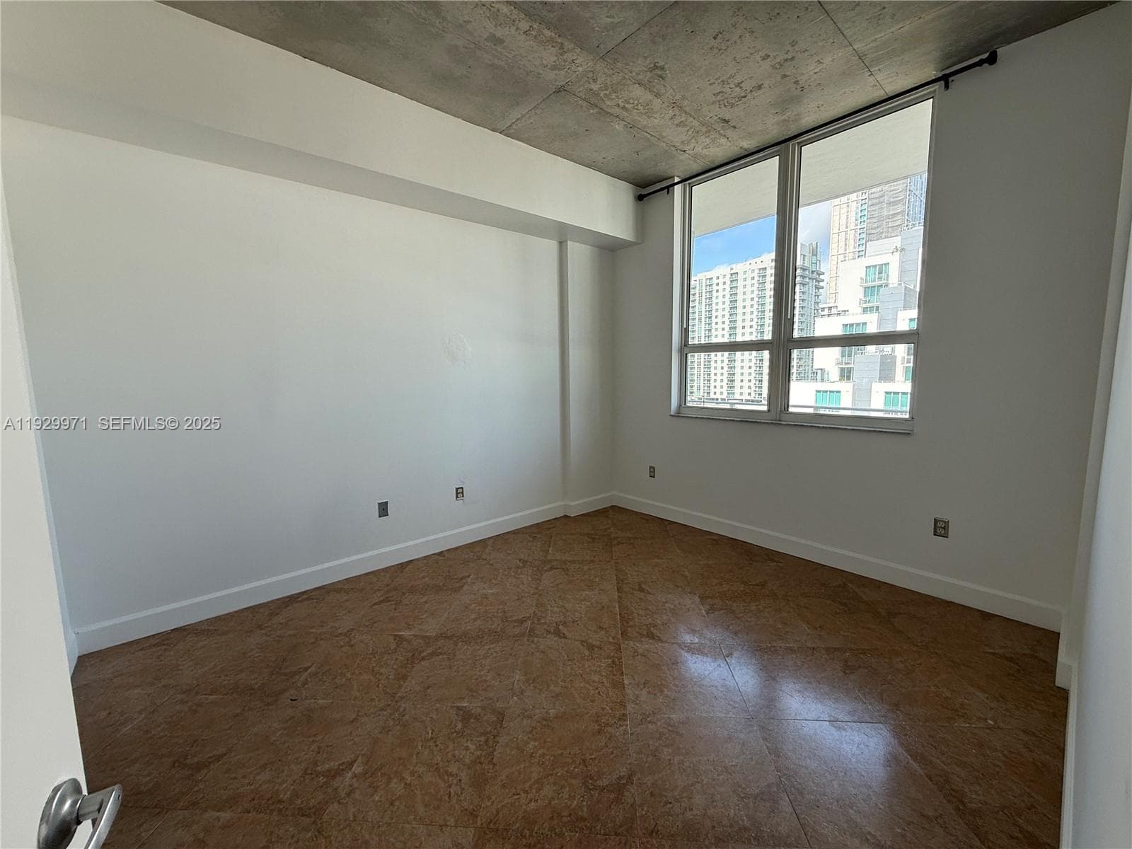 UPTOWN LOFTS CONDO · #1003 in Miami - Photo 12