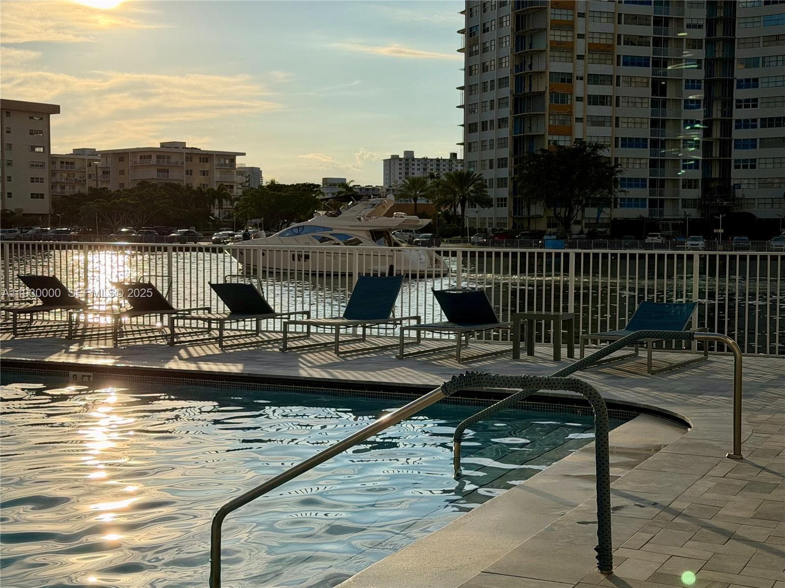 PLAZA TOWERS NORTH CONDO · #609 in Hallandale Beach - Photo 27