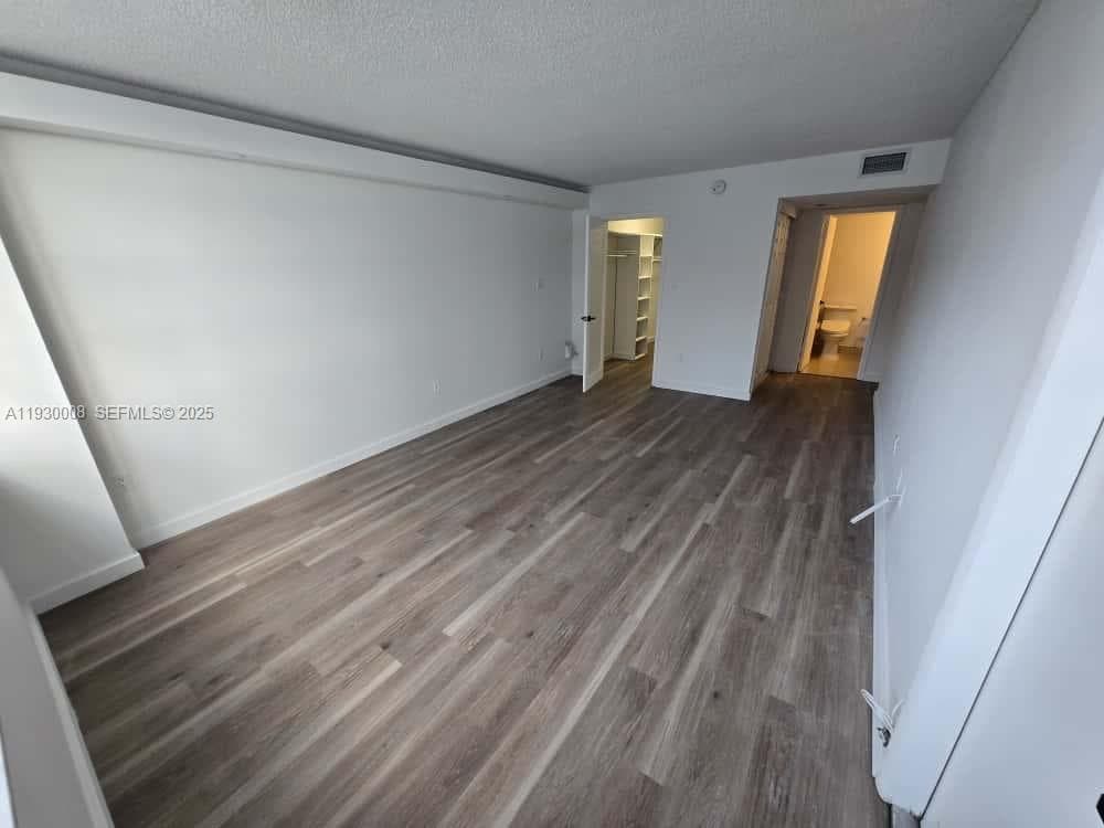 Del Prado · #1201 in Aventura - Photo 15