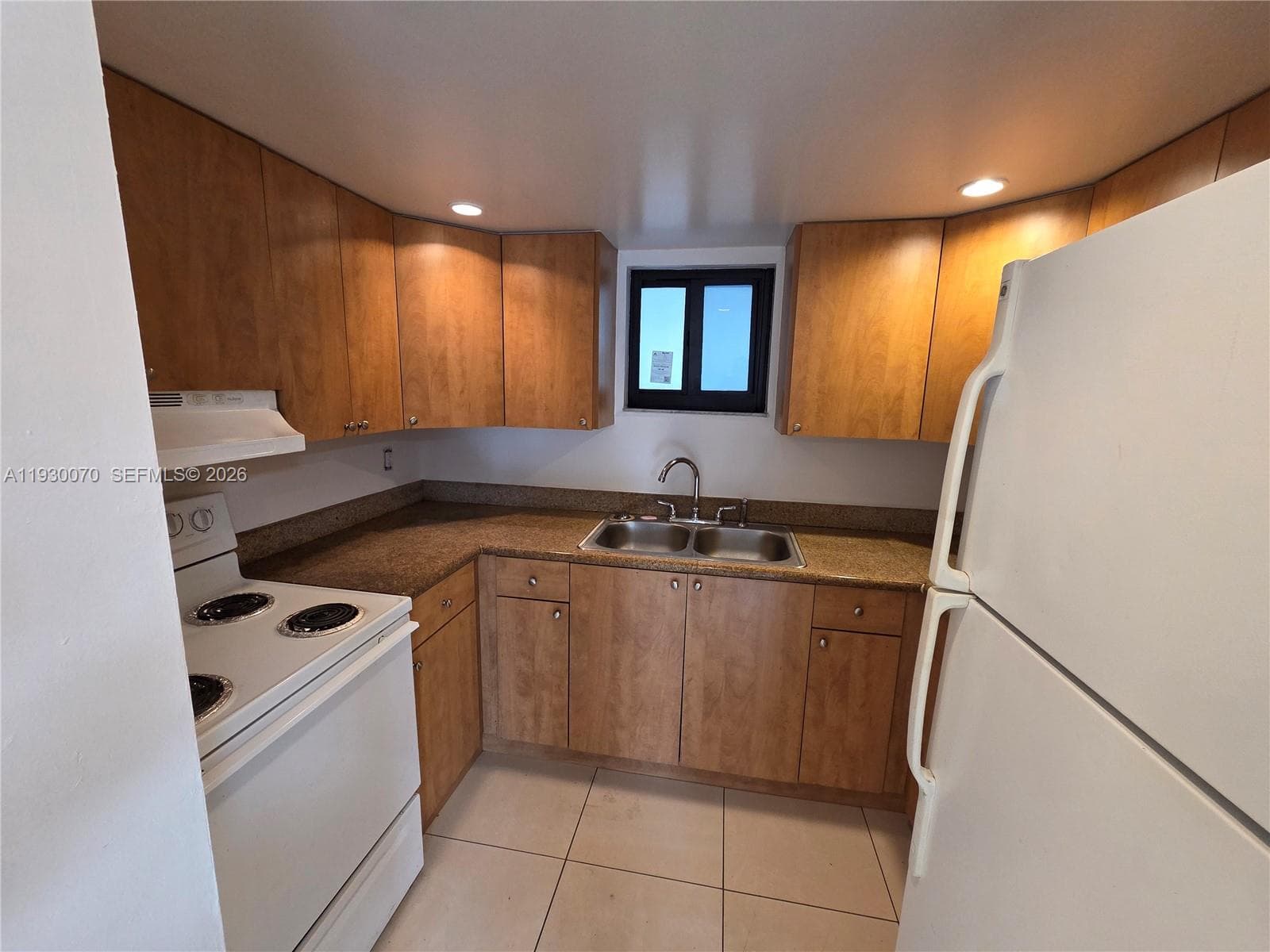 5 OLIVE DRIVE CONDO · #24 in Hialeah - Photo 4