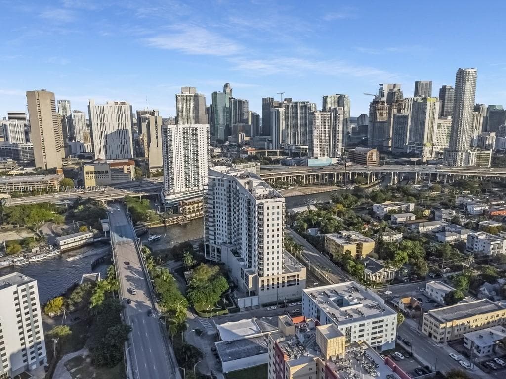 NEO CONDO · #608 in Miami - Photo 42