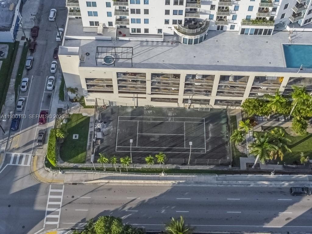 NEO CONDO · #608 in Miami - Photo 32