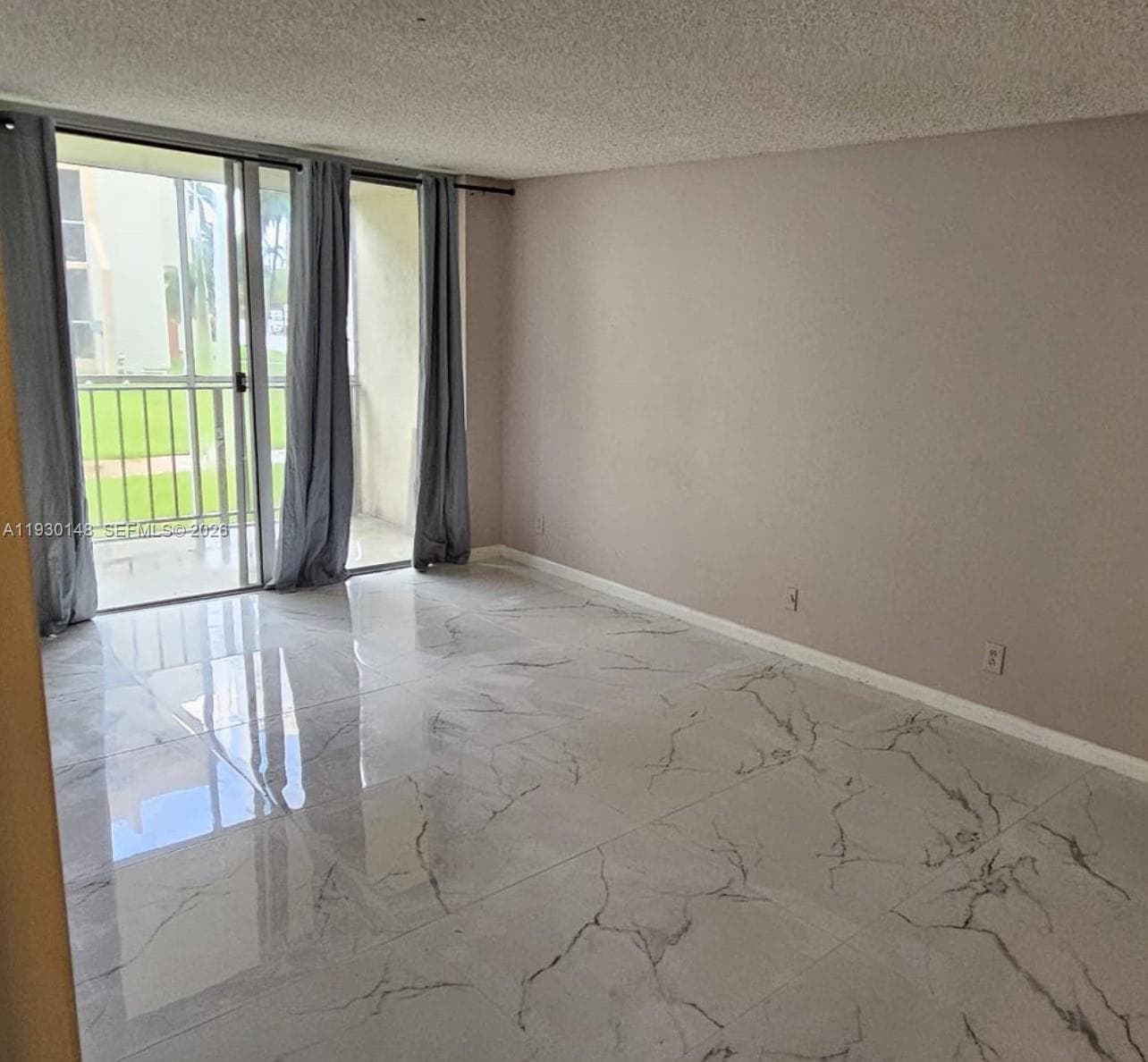 Desoto Condominium · #107 in Hallandale Beach - Photo 2