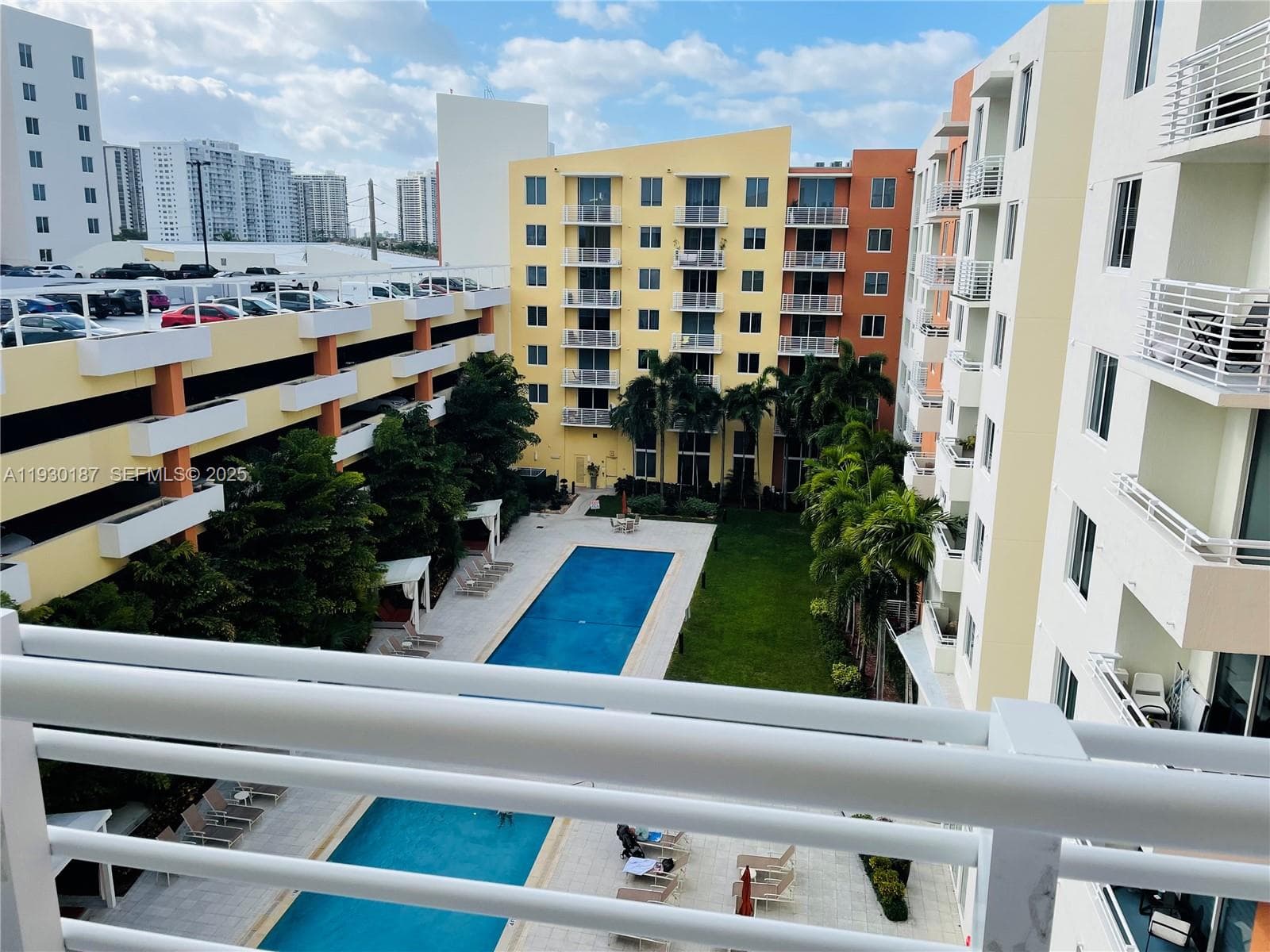 Venture West · #628 in Aventura - Photo 19