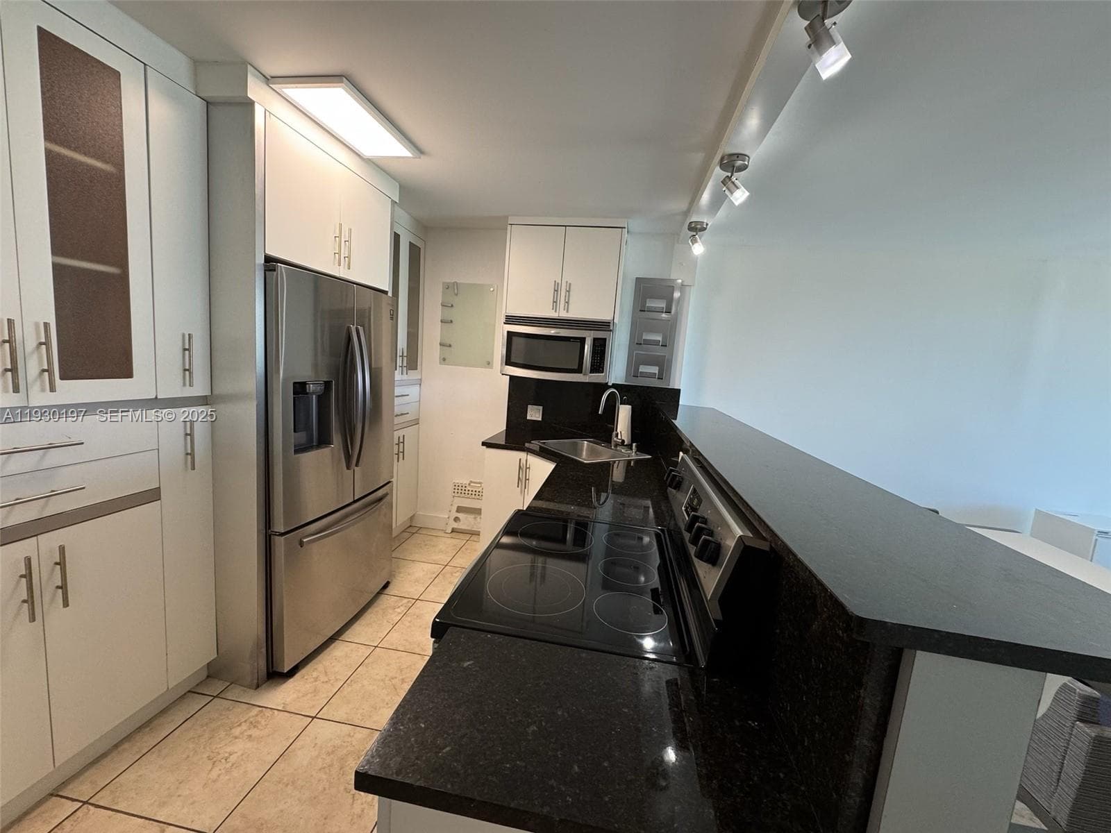 ARLEN HOUSE EAST CONDO · #309 in Sunny Isles Beach - Photo 11