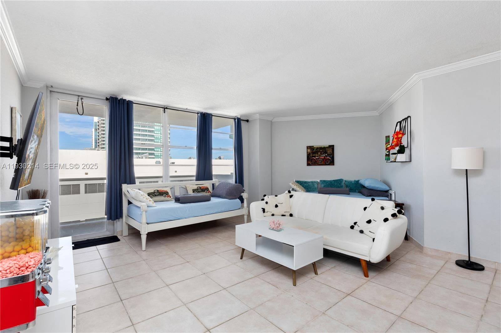 SEA AIR TOWERS CONDO · #1421 in Hollywood - Photo 11