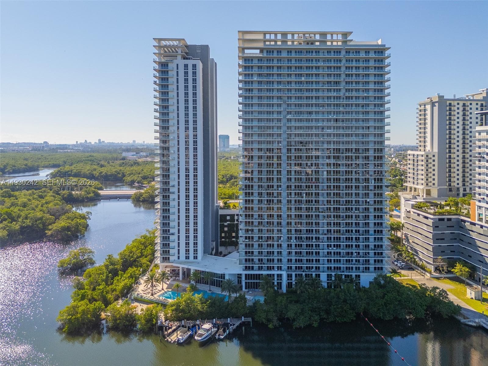 THE HARBOUR · #2907 in North Miami Beach - Photo 57