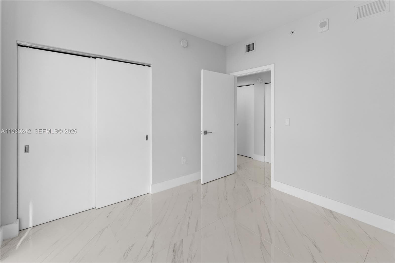 THE HARBOUR · #2907 in North Miami Beach - Photo 36