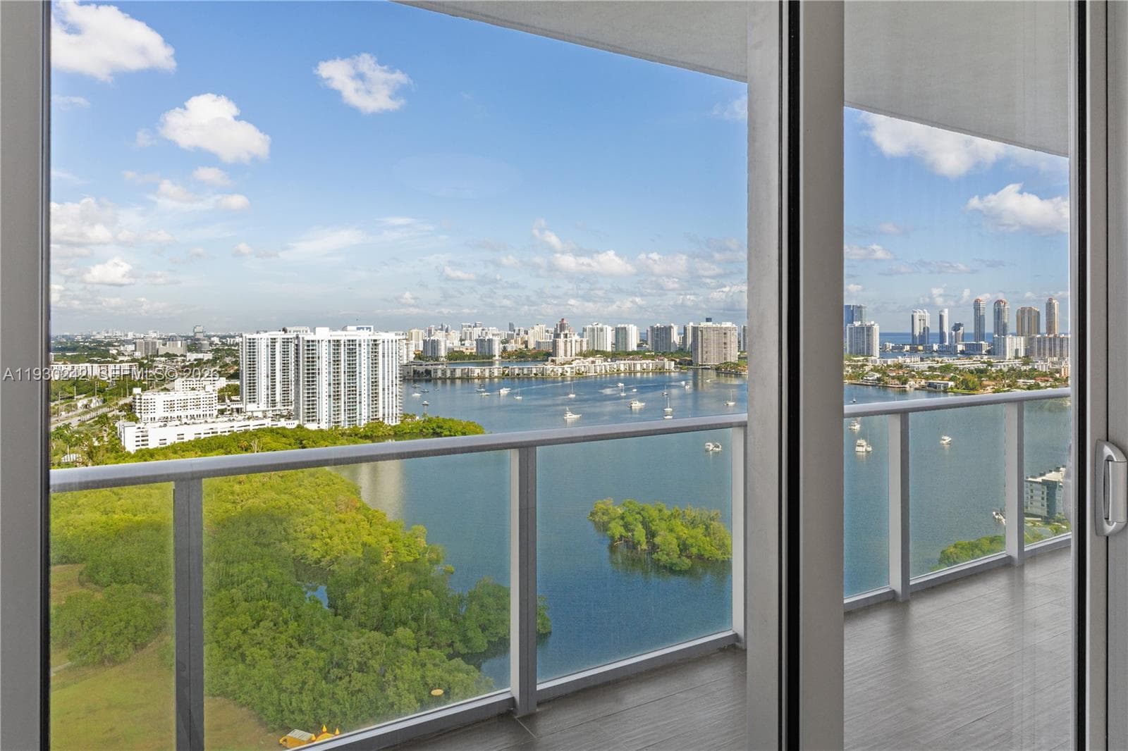 THE HARBOUR · #2907 in North Miami Beach - Photo 5