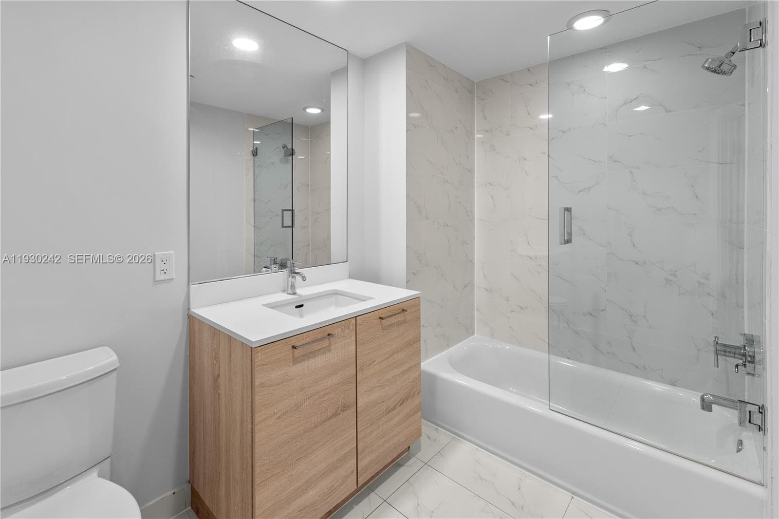 THE HARBOUR · #2907 in North Miami Beach - Photo 33